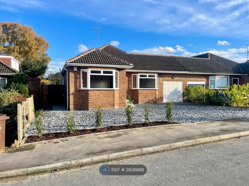 Property photo 2 of 23