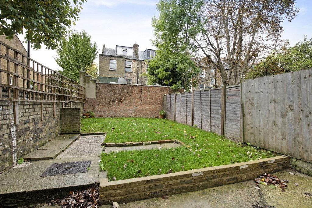 Property photo 3 of 9