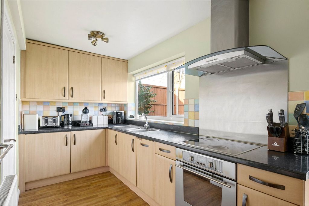 Property photo 2 of 19 Picture No. 09