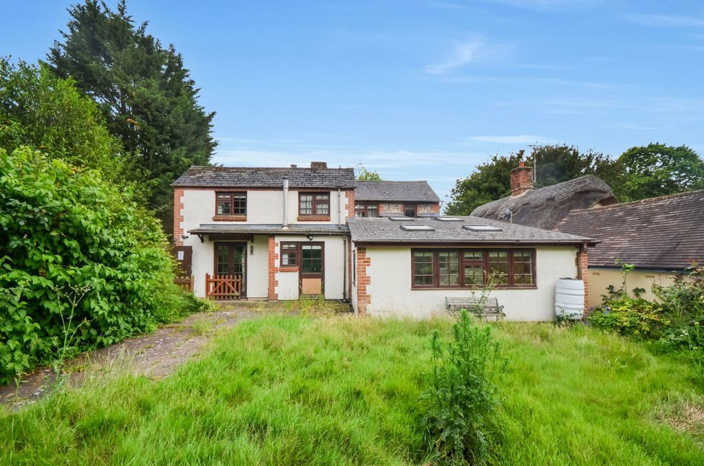 Property photo 2 of 16