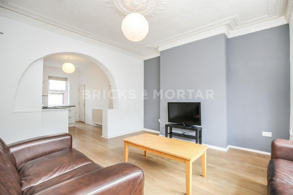 Property photo 1 of 11 Fwcsq4Y110Oe2E8Ide-Wuq.Jpg