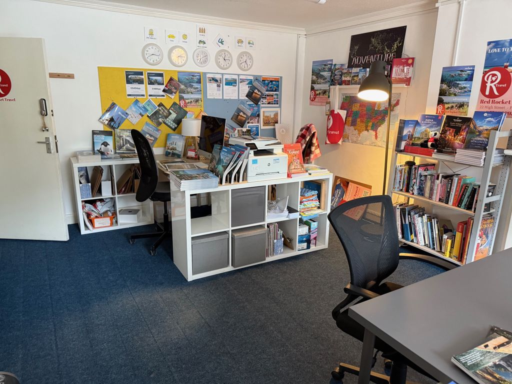 Property photo 2 of 6