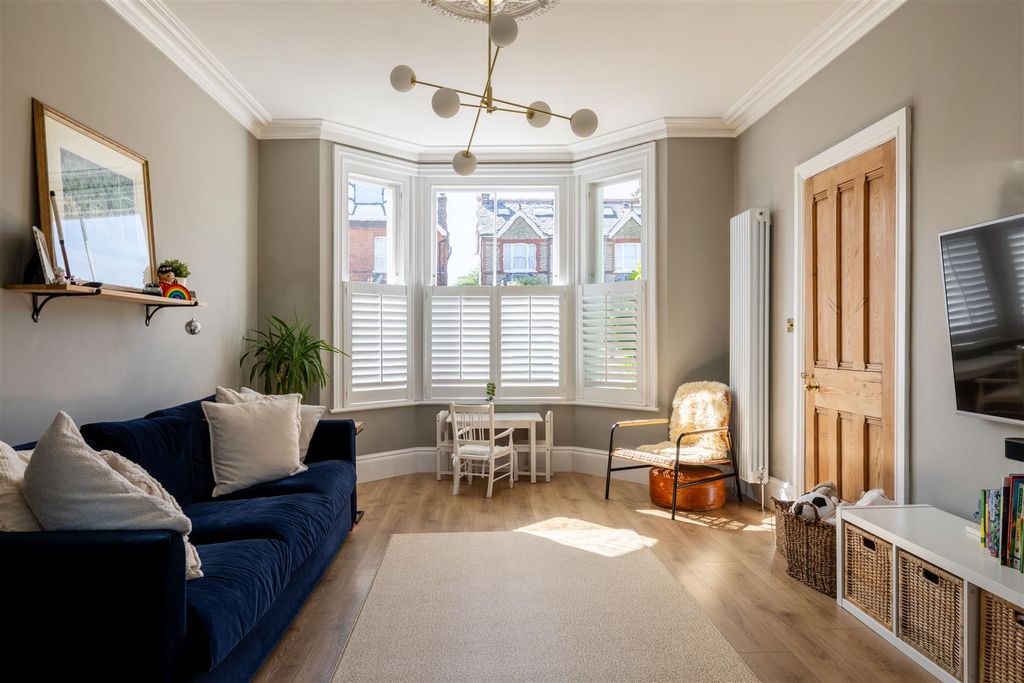 Additional image 10 of 5 bed detached house for saleCockshot Road, Reigate RH2