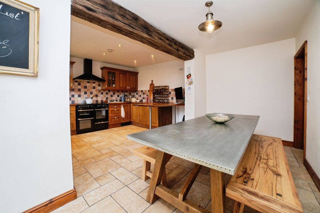 Property photo 3 of 30