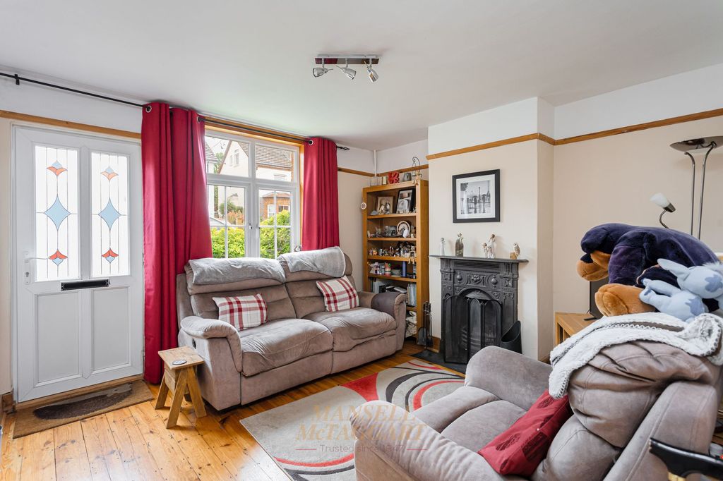 Property photo 3 of 19