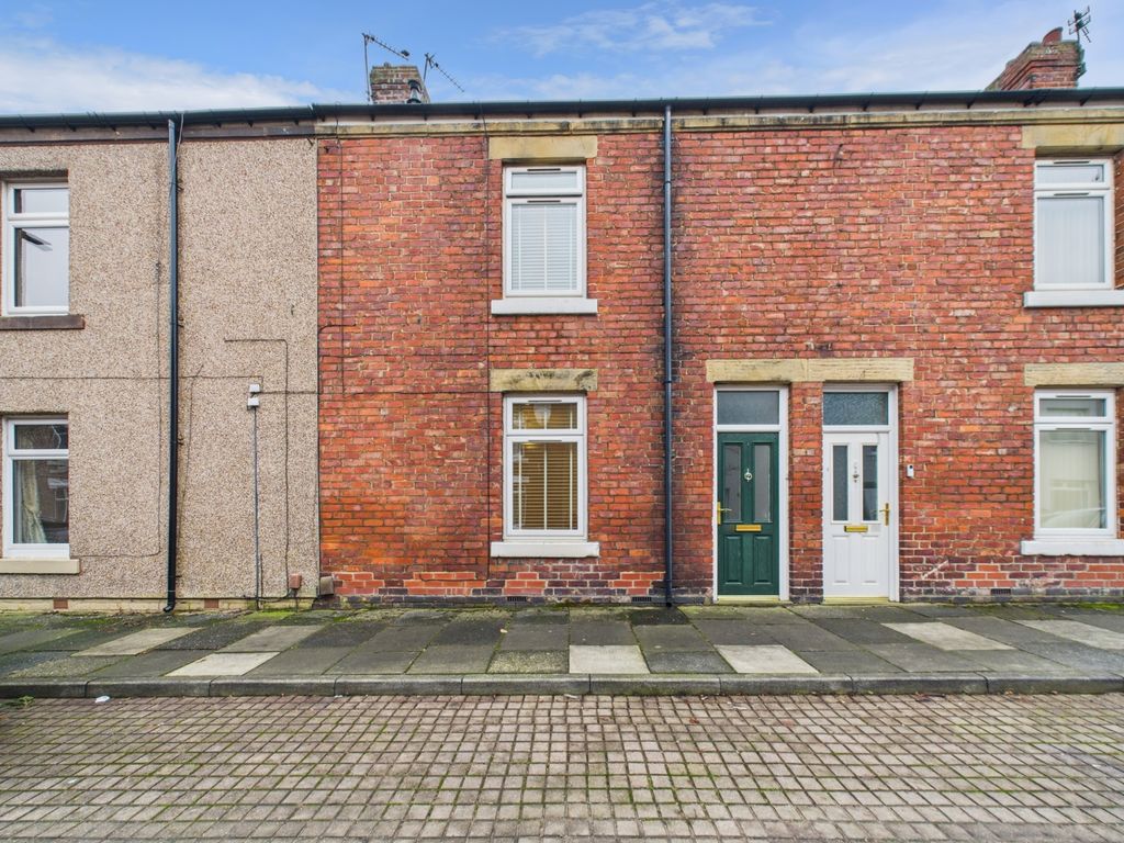 Property photo 1 of 11 Cam02195G0-Pr0096-Still002