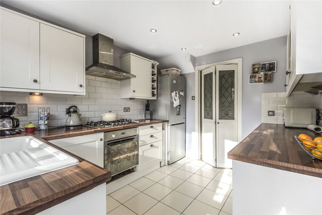 Property photo 2 of 11 Picture No. 05