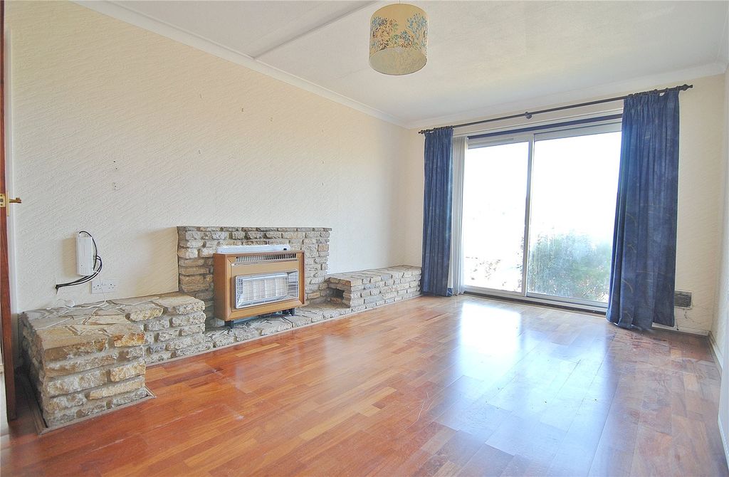 Property photo 3 of 13 Picture No. 23