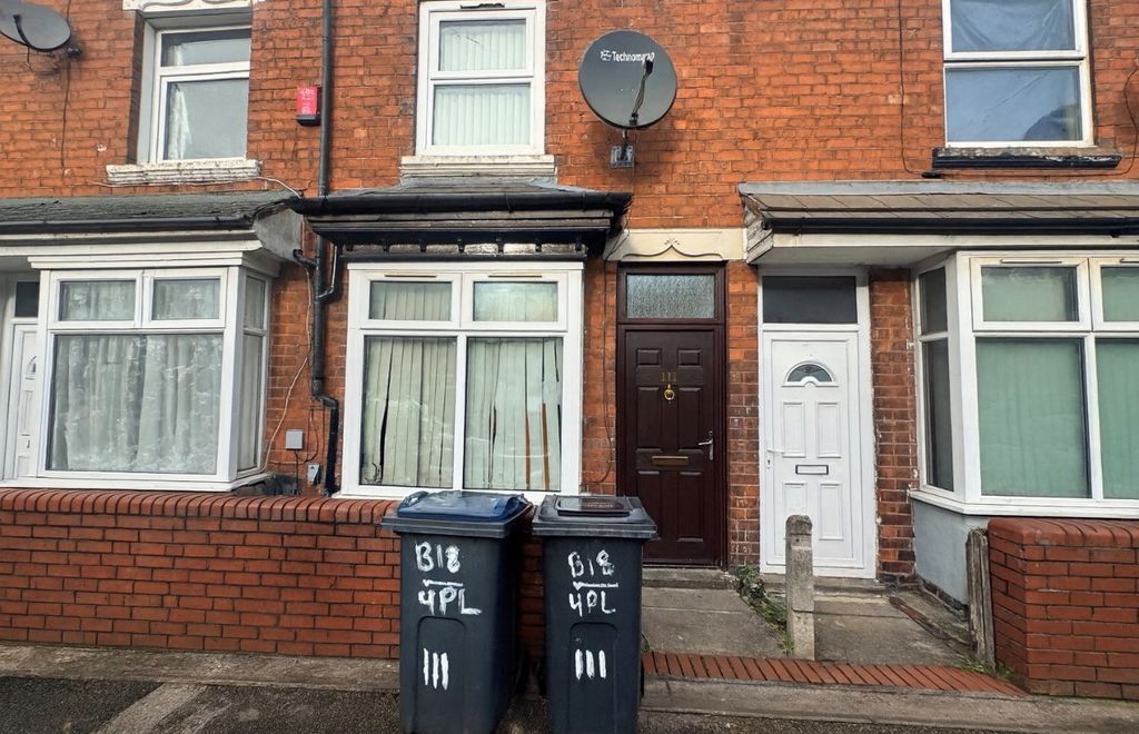 Property photo 1 of 8 Image