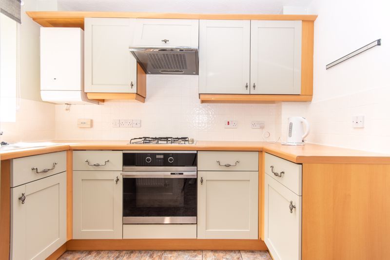 Property photo 3 of 15 Photo 8