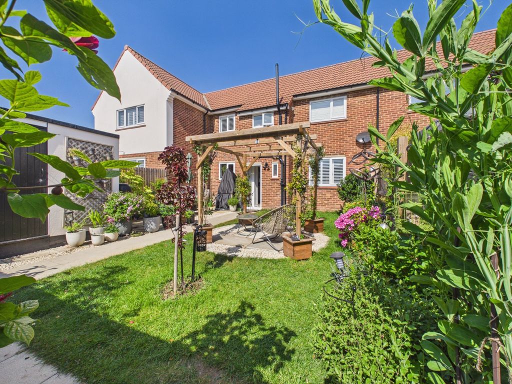 Property photo 2 of 14 Picture No. 20
