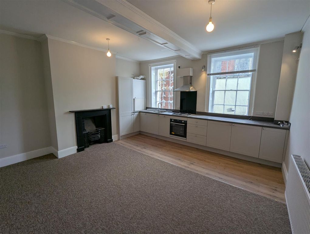 Property photo 2 of 6 Pxl_20260209_141156574.Jpg