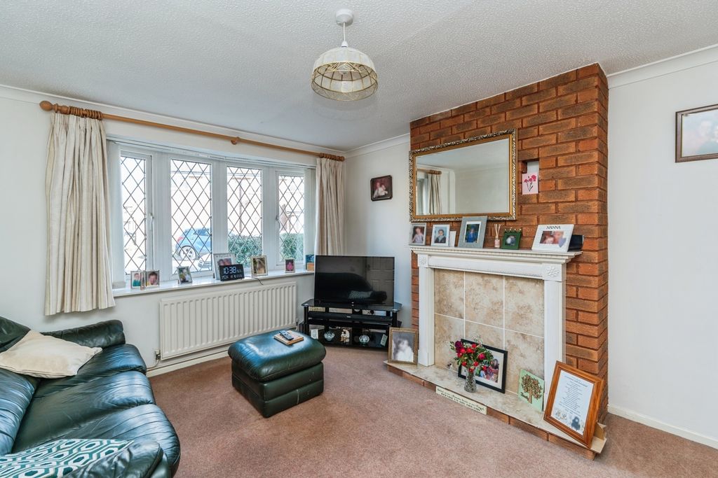 Property photo 3 of 18 Pbox-Img.Jpg