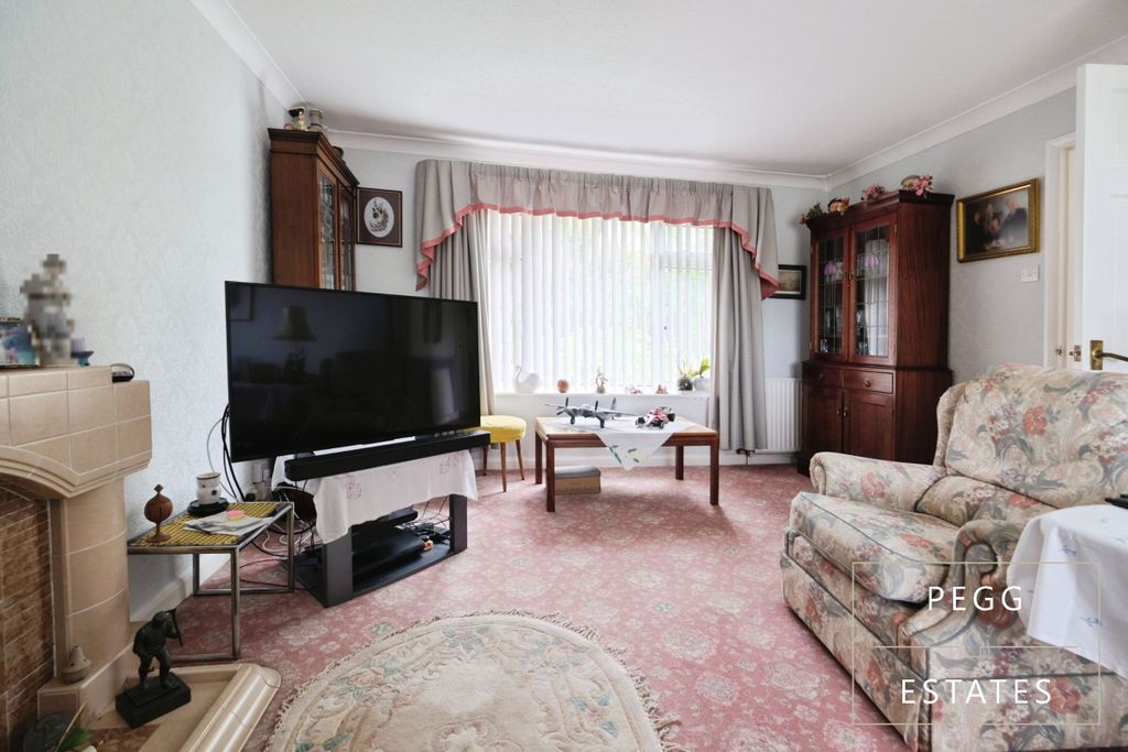 Property photo 3 of 15