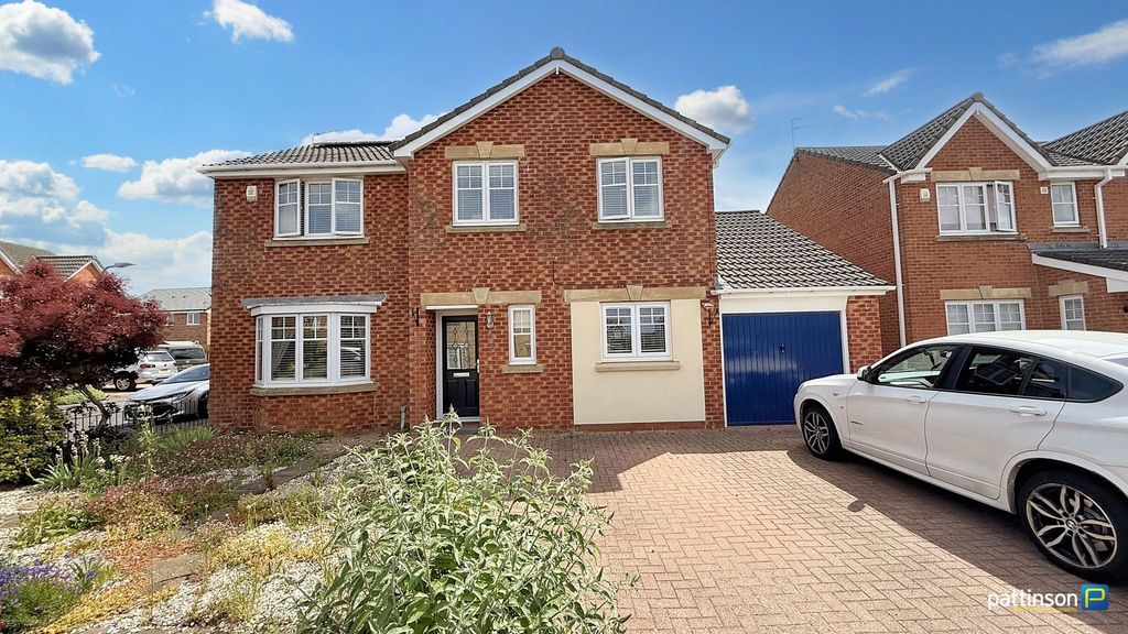 Property photo 1 of 36