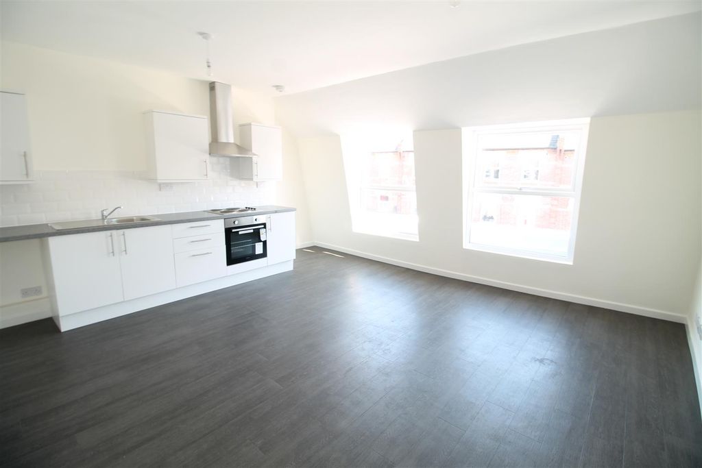 Property photo 1 of 7 Main Image