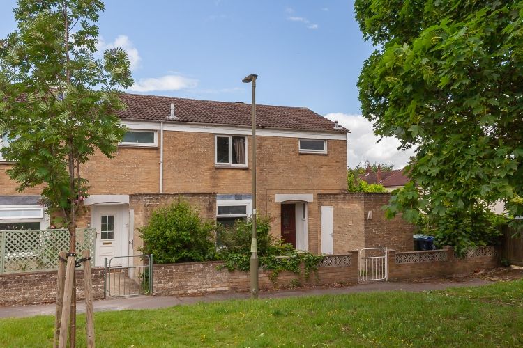 Property photo 1 of 14 282698
