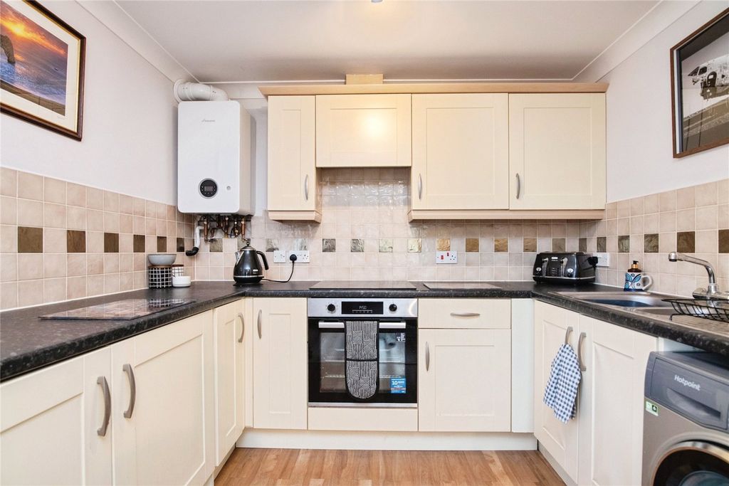 Property photo 2 of 10 Picture No. 02