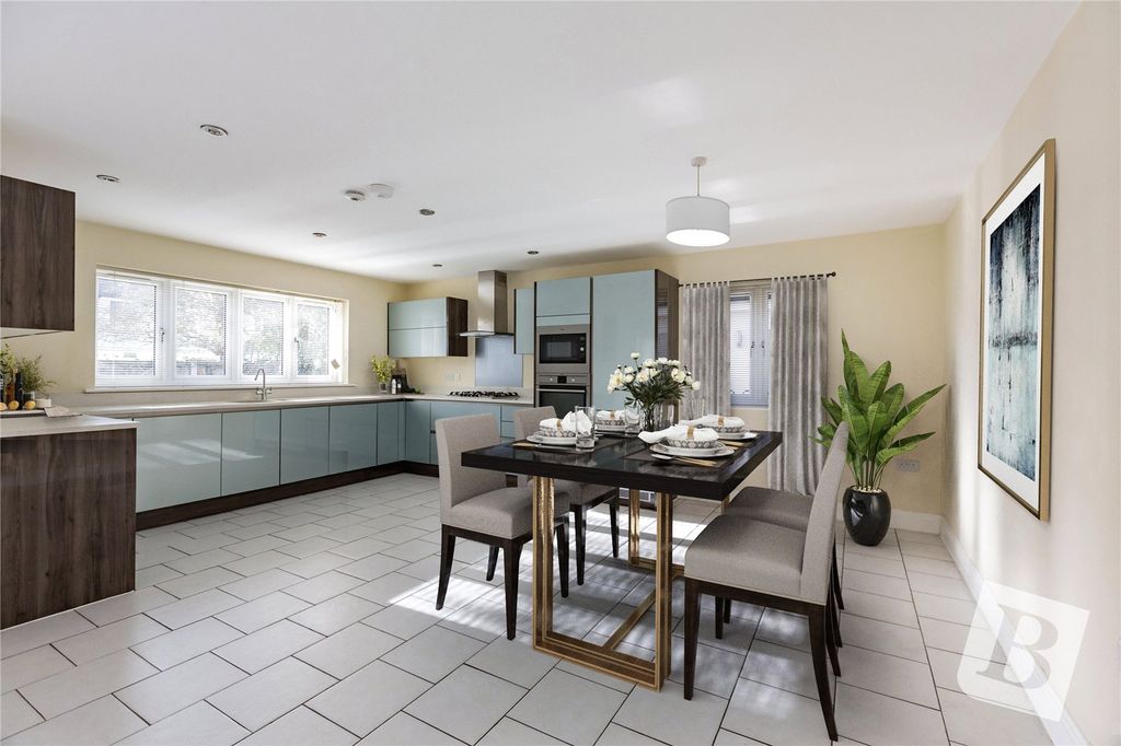 Property photo 3 of 16 Kitchen / Dining