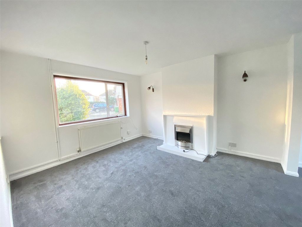 Property photo 2 of 9 Living Room