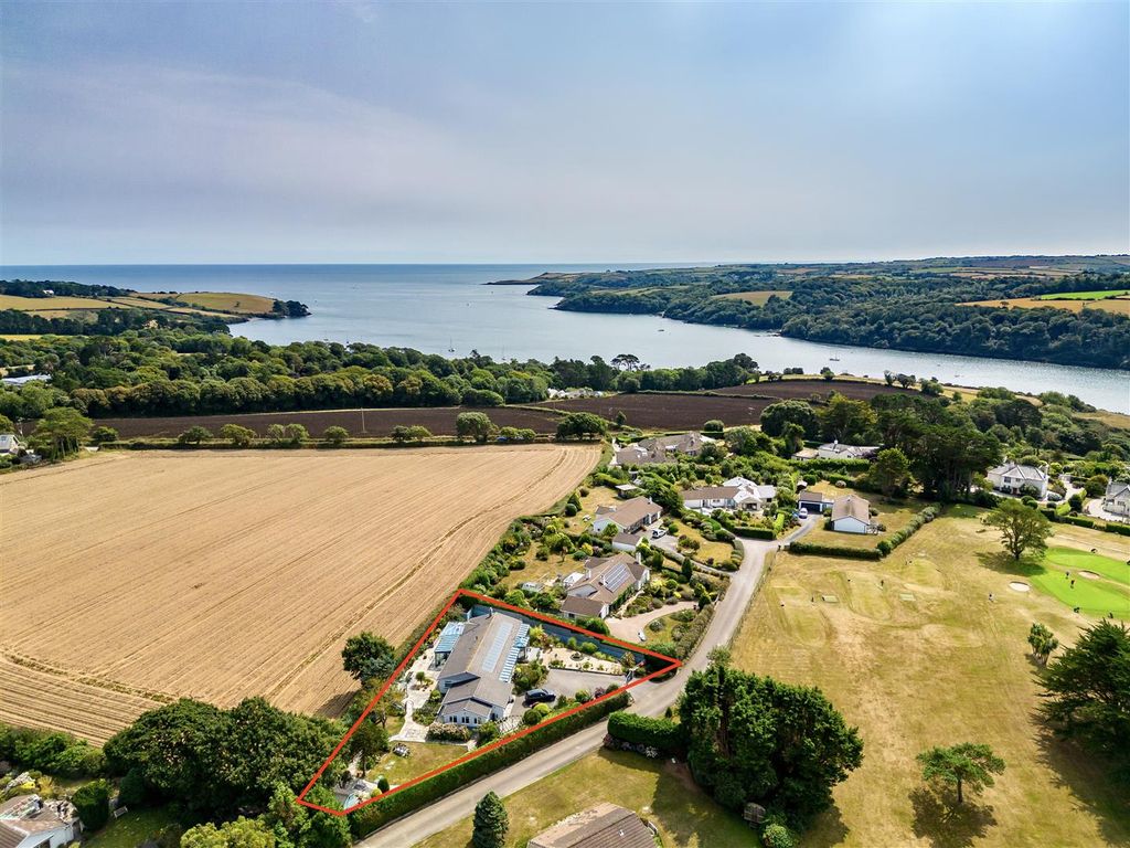 Property photo 1 of 41