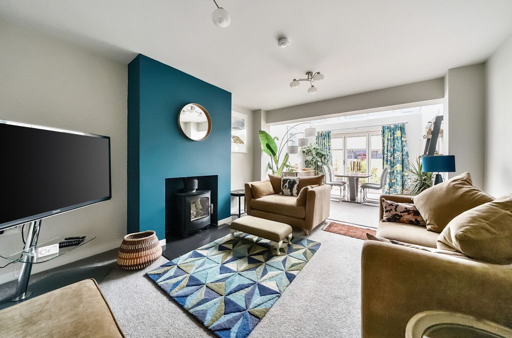 Property photo 2 of 19 1175093 (18)