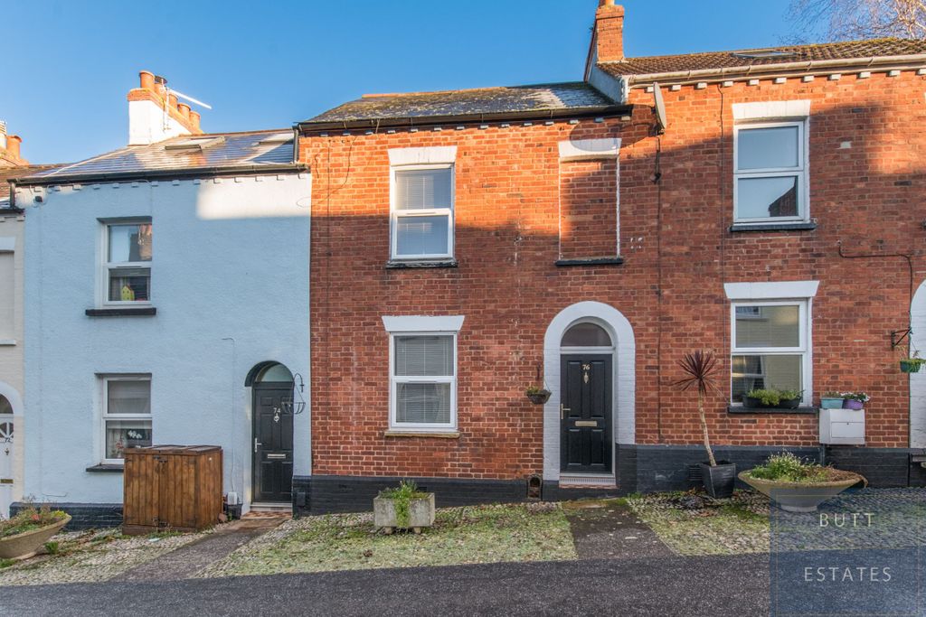 Property photo 1 of 10