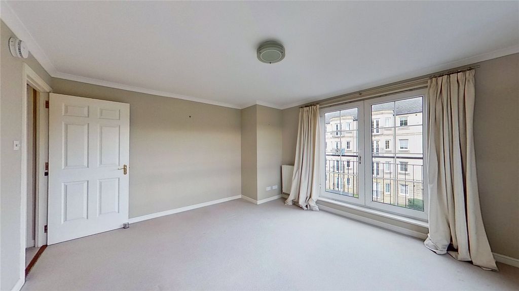Property photo 2 of 11 Picture No. 06