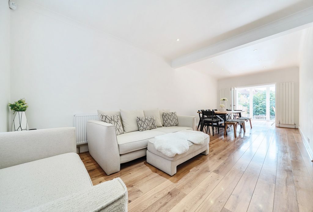 Property photo 1 of 18 1342788-2-68A7A6c...