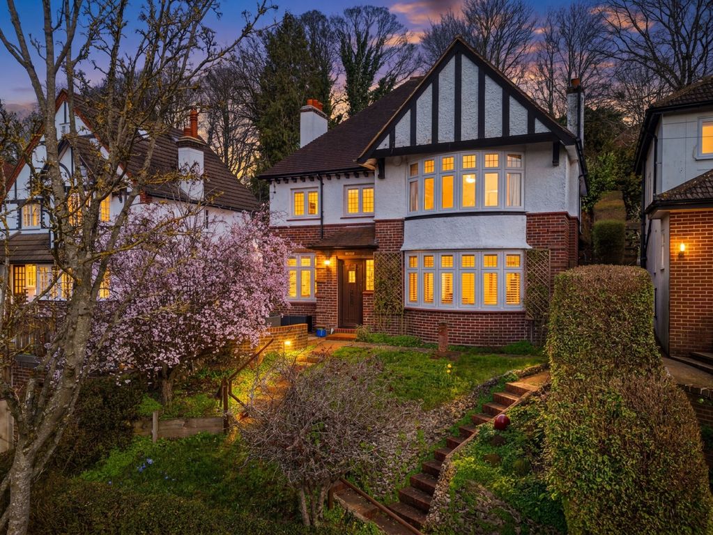 Property photo 1 of 19