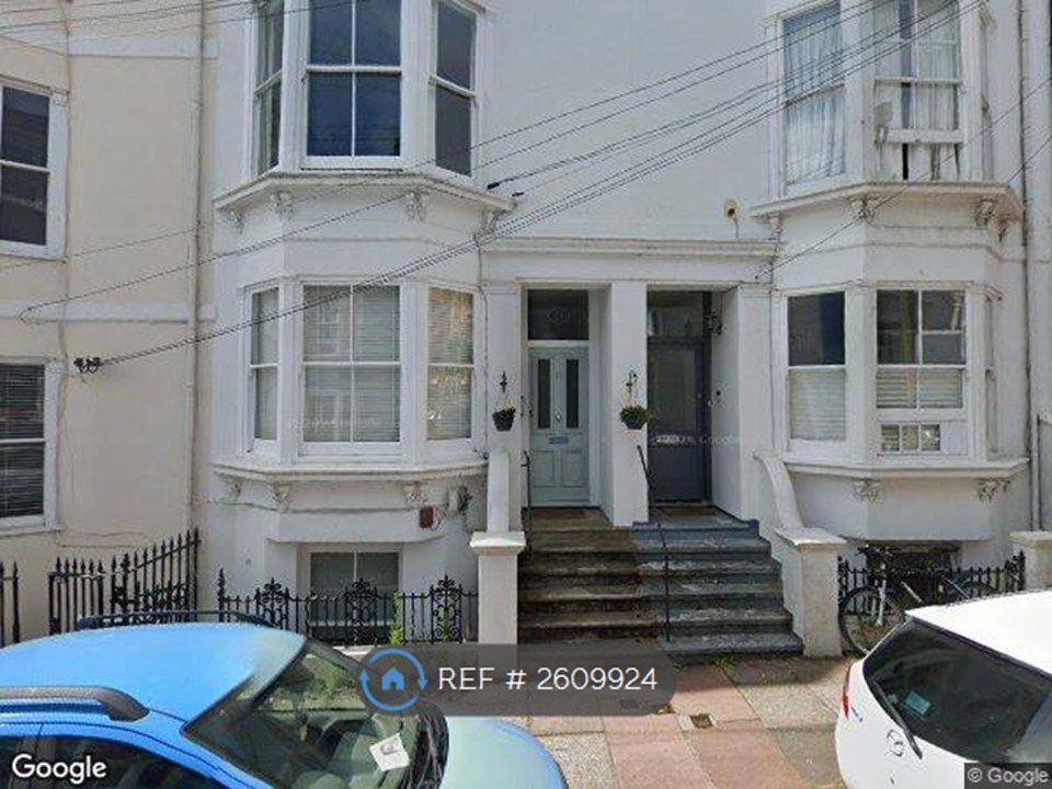 Property photo 1 of 8