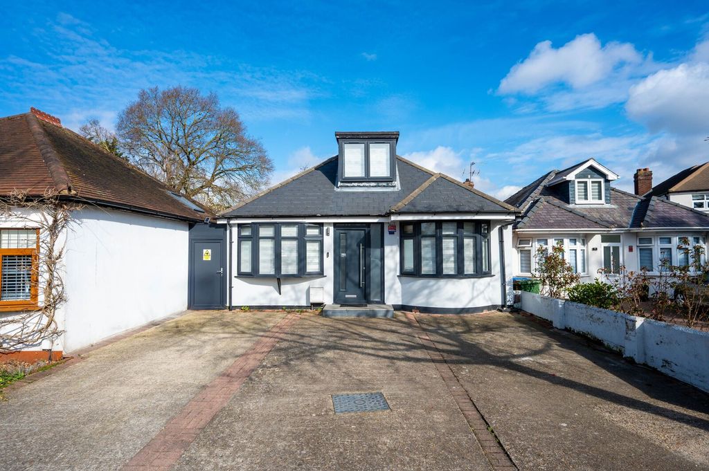 Property photo 1 of 23