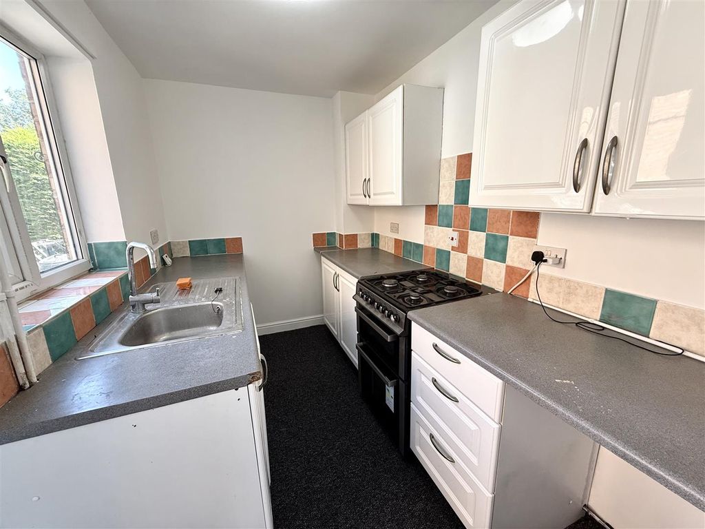 Property photo 2 of 14 Img_0094.Jpg