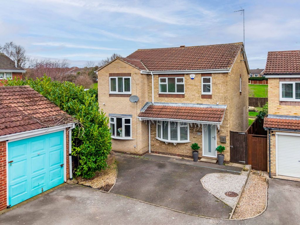 Property photo 1 of 35