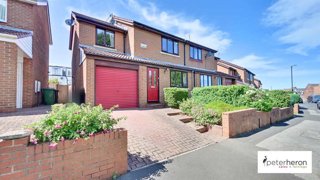 Property photo 1 of 18 1.Png