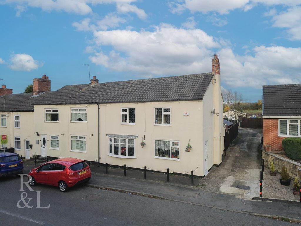 Property photo 1 of 24 Moira Close  (24).Png