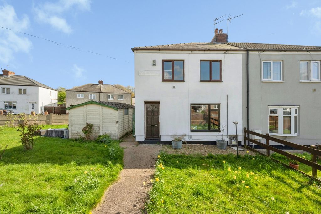 Property photo 1 of 11 Front