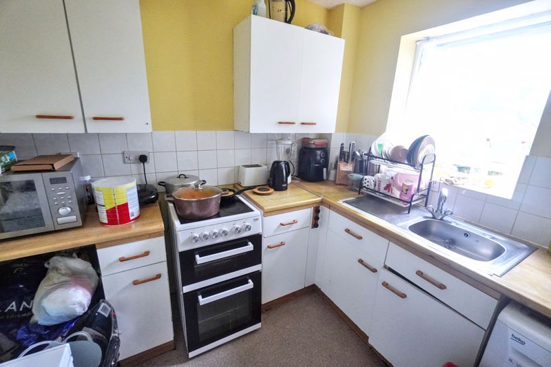 Property photo 3 of 10 Photo 13