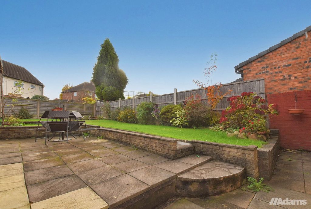 Property photo 2 of 23