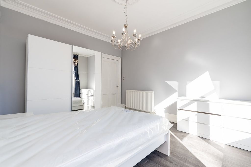 Property photo 3 of 9 Photo 3