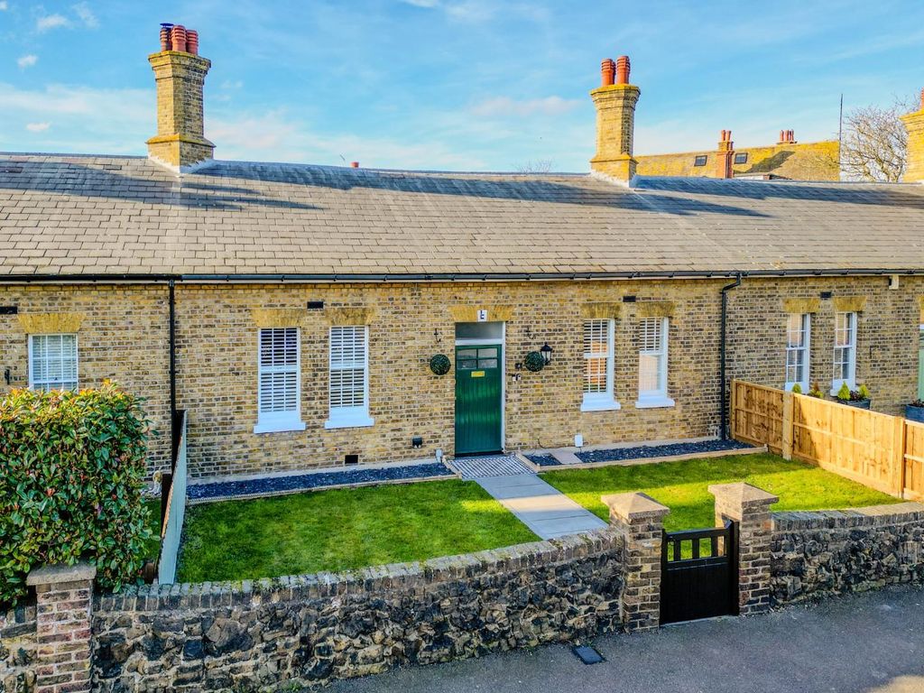 Property photo 1 of 34 Front