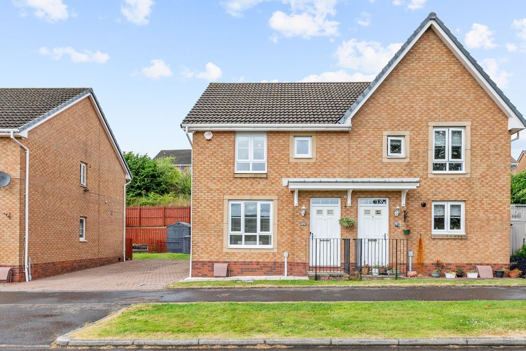 Property photo 1 of 30 5271570