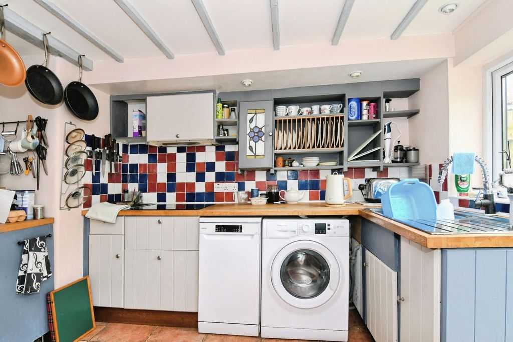 Property photo 2 of 14 Image 1