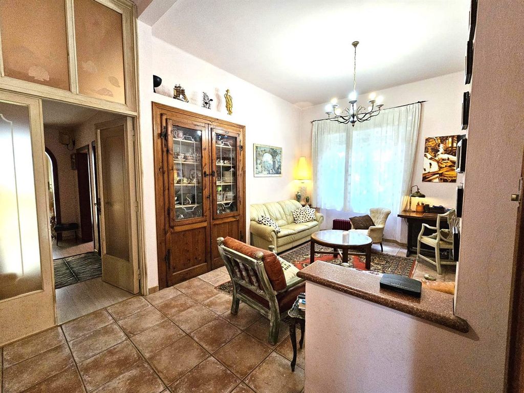 Property photo 3 of 30
