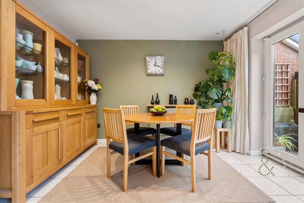 Additional image 13 of 5 bed town house for saleBarquentine Place, Cardiff Bay CF10