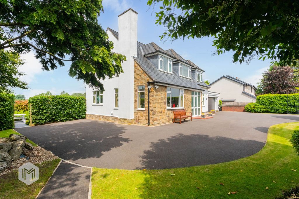 Property photo 1 of 45