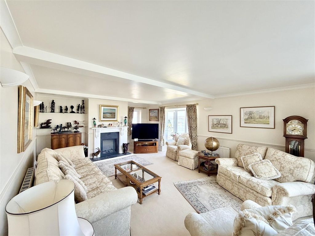 Property photo 3 of 46 Img_6485.Jpeg