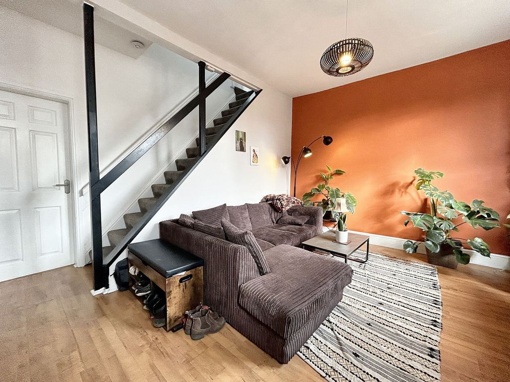 Property photo 2 of 29