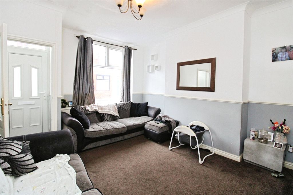 Property photo 3 of 8 Picture No. 09