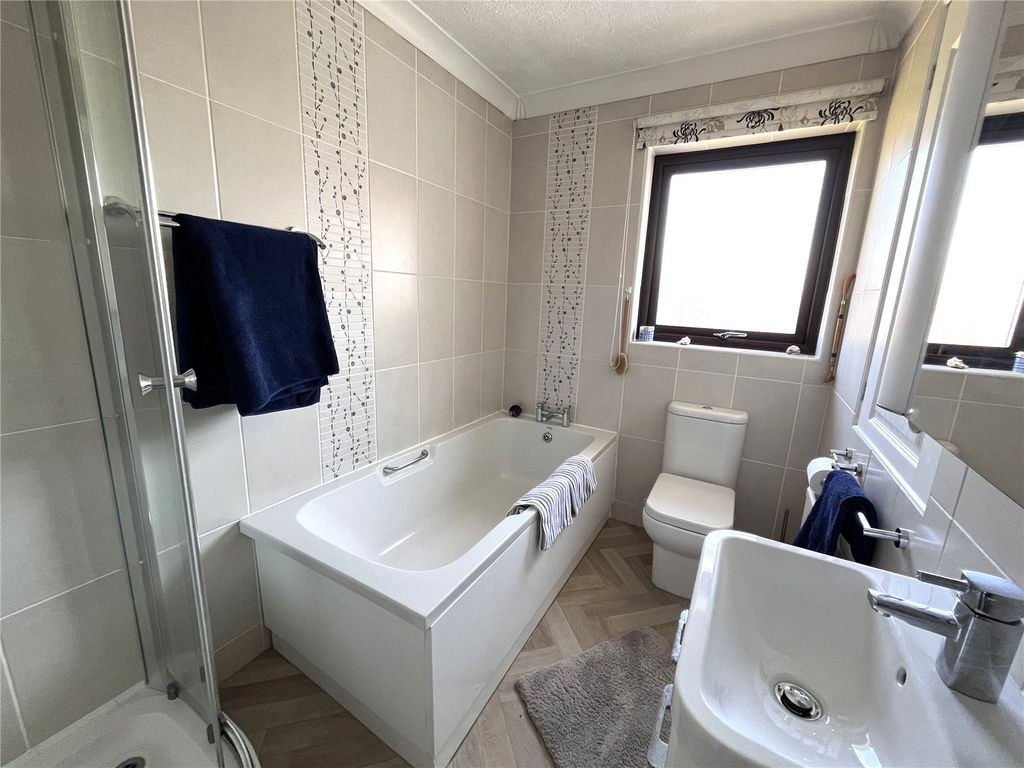 Additional image 15 of 4 bed detached house for saleGlenview Avenue, Pembroke Dock, Pembrokeshire SA72